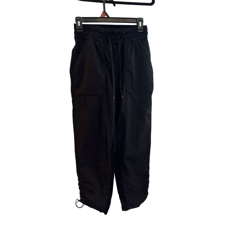 Lululemon Beyond The Studio Crops Loose Ankle Pants Black Size 4 Yoga Gy…